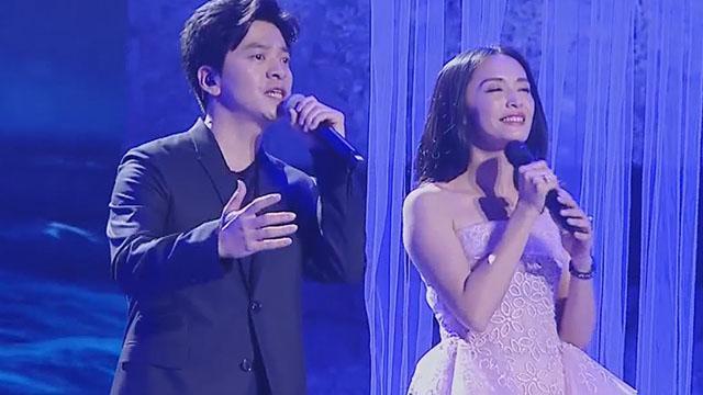 姚晨李健默契配合演绎歌曲串烧