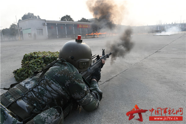 陕西省首届军营开放日活动在陆军第83集团军