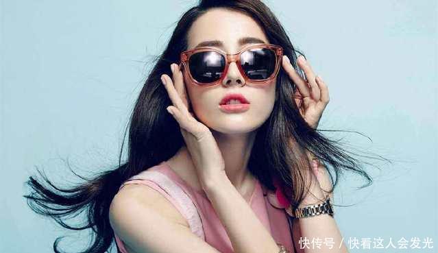 迪丽热巴被问是否祝福鹿晗关晓彤,迪丽热巴和