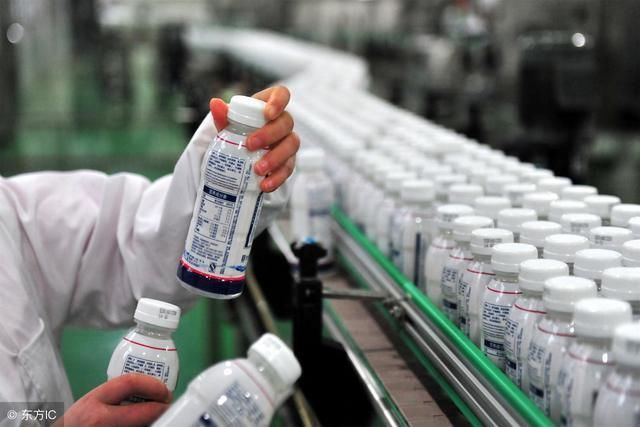 医药生物板块一枝独秀 医药概念股估值水涨船