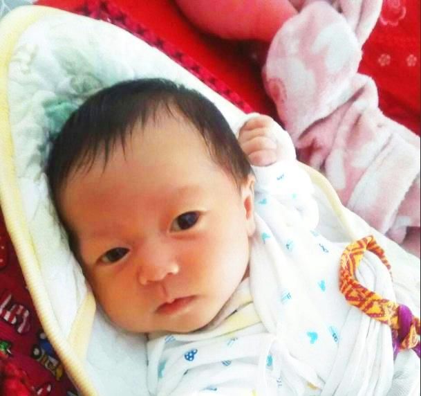 宝宝夜里老是哭?别觉得没问题!可能是出现这几