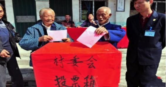 农村:2018年国家新政策,村干部待遇提高!这4类