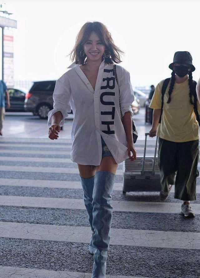 女明星们玩起了反季节穿鞋,网友:如果我这样可