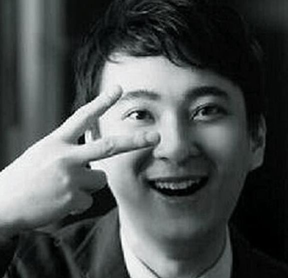 王思聪爆出:刘亦菲被干爹玩了10年