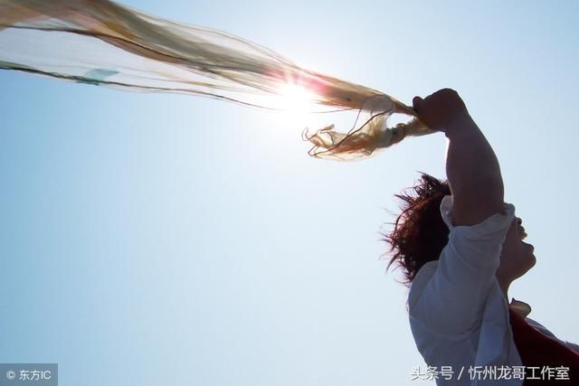 适合发朋友圈心情说说句子 感悟人生哲理经典句子