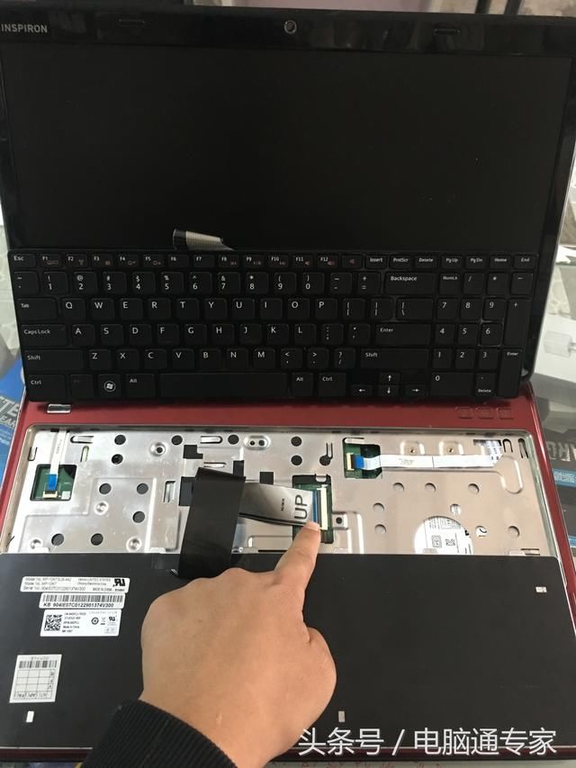 笔记本电脑键盘坏了自己修、自己换,自己动手
