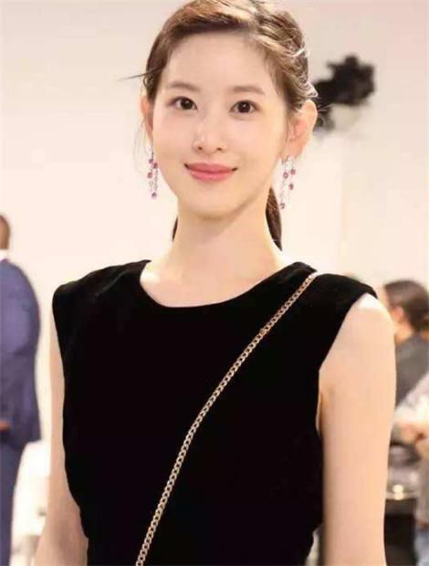 京东的老板娘突然像变了一个人,章泽天这是怎么了!