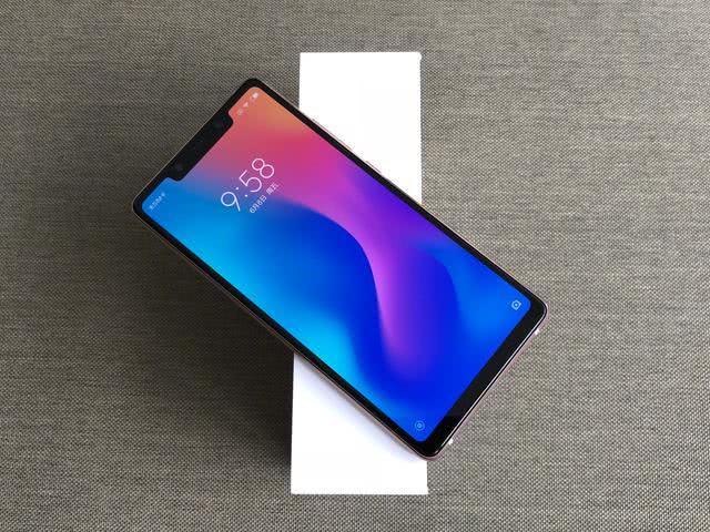 小米8SE开售依然靠抢,小米6最低跌至68元,米