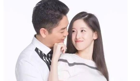 刘强东事件后章泽天首发声,网友:这是回应了?