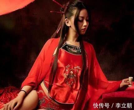 古代青楼女子训练过程有多痛苦?一般人都受不