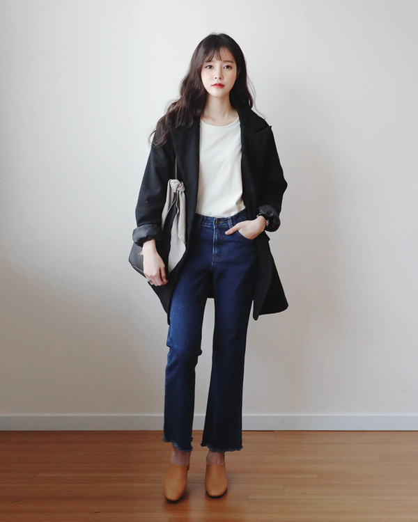 牛仔裤上身配什么衣服颜色(牛仔裤上身配什么衣服)-第1张图片-潮百科 牛仔裤上身配什么衣服颜色(牛仔裤上身配什么衣服)-第1张图片-潮百科