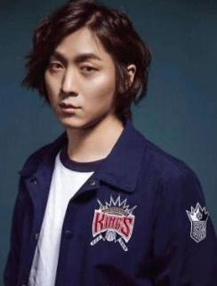 国服第一露娜出面澄清,月下无限连的发明者竟