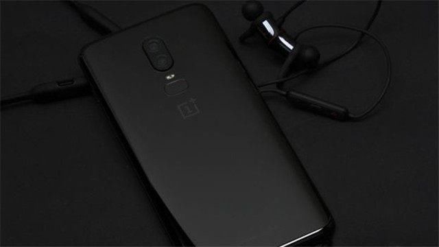 小米8现货抢到了么?不如直接买一加6,还有复联