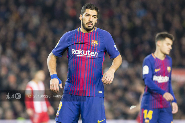 西甲-巴萨6-1赫罗纳,苏牙帽子戏法梅西两球