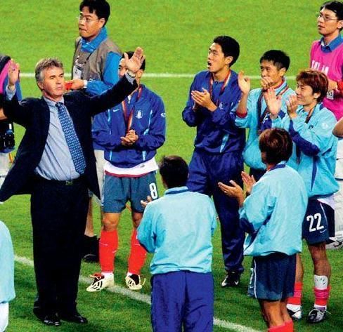 名帅希丁克2周后执教中国国奥队,71岁能否老当