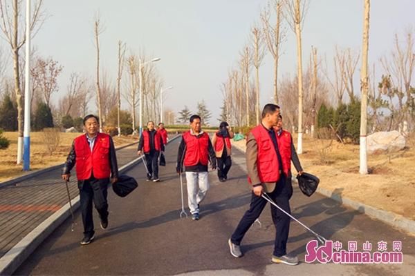 东营区实验学校开展美丽东营行志愿服务活动