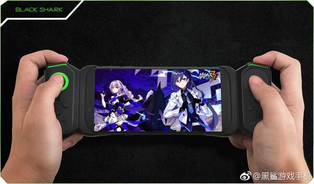 更具性价比的游戏手机!3199元黑鲨手机Helo发