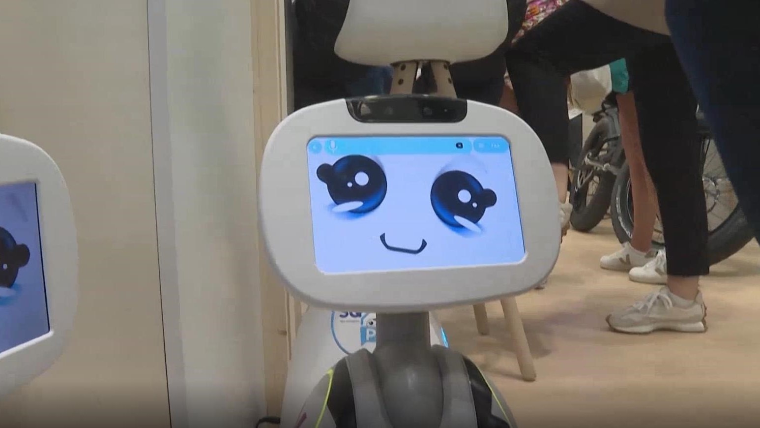 人工智能新成果:“情感”机器人开启智慧生活 人工智能新成果:“情感”机器人开启智慧生活