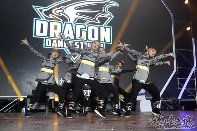 街舞世界冠军齐聚Battle 嘻哈厦门酷炫落幕