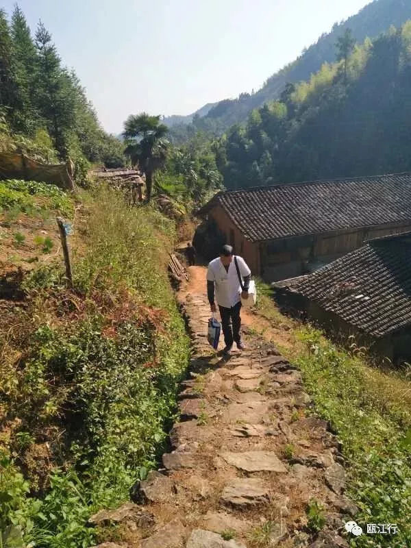 改革开放40周年:医疗条件越来越好 医者仁心始