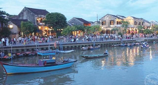 世界遗产感受中越人文风情,南越市区观光和水