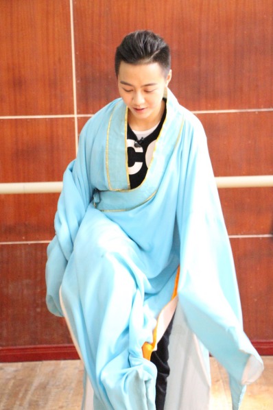 这不,在熊猫视频直播的《袁味食光》节目里二哥袁子仪就走进了四川