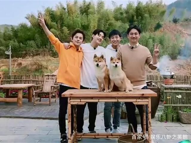 《向往的生活》中那个特别爱偷听的老点因为