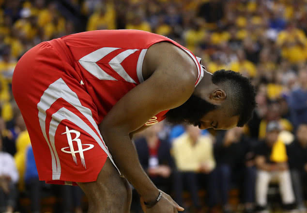 内定抢七?勇士大胜火箭全靠裁判帮忙?看这些