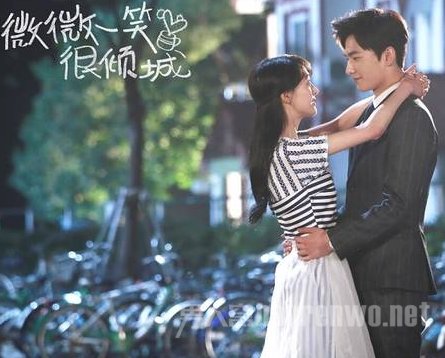 郑爽亲吻杨洋图片曝光 杨洋郑爽亲到嘴发麻