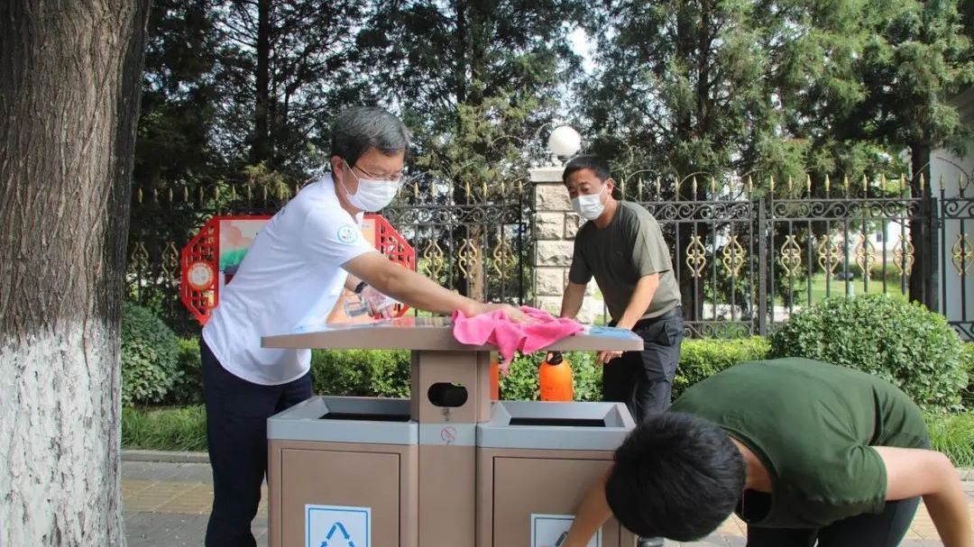 延庆同心同行助力全国文明城区创建 周末卫生日活动再掀高潮 延庆同心同行助力全国文明城区创建 周末卫生日活动再掀高潮