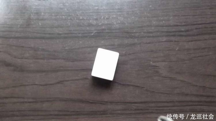 孕妇怀孕七个月还天天打麻将,丈夫骂她,孕妇指