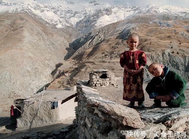 亚洲一个很穷的国家 中国县城的首富都能成为