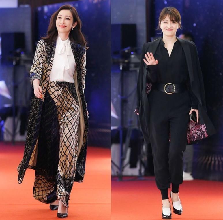 43岁梅婷同框40岁秦海璐,网友:这气质差距绝不止一个3岁!