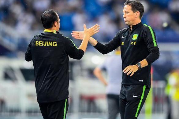 施密特赛后点赞池忠国发挥 详解国安战术如何部署