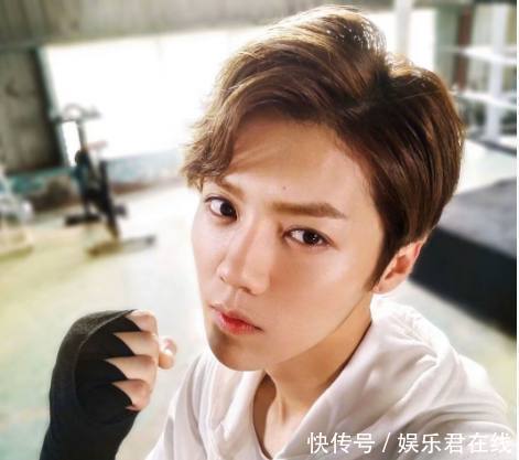 亲过鹿晗的4个女人:一个强吻,一个名正言顺,被