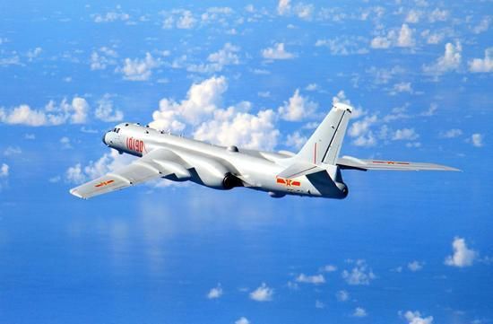 中国轰6飞临日本海,日本战机紧急升空,真相让