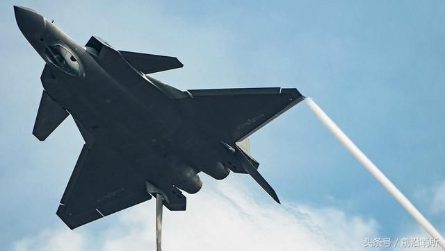 美国发布F35重要消息,美网友:F35就是废物,歼