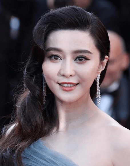 范冰冰税务风波后首发文:中国,一点都不能少