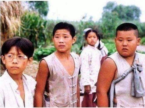 曾被嘲最丑童星,考北影中戏因外貌落选,如今