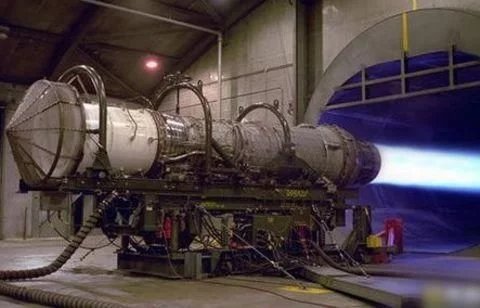 最新消息:央视曝光歼20新发动机推力达18吨!