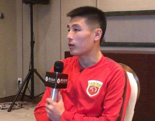 武磊转会恒大,3亿天价合同只待落笔,网友纷纷