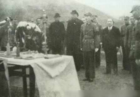 抗战中国民党战死的最高将领,连日本人都抢着