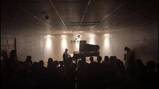 遇见指精灵洪勋--钢琴家洪勋柯洛诺斯之歌