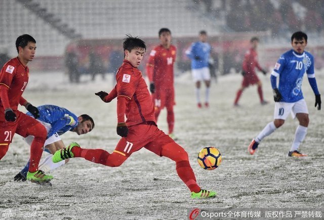 1-0胜日本!越南足球崛起竟靠阿森纳?中国应该