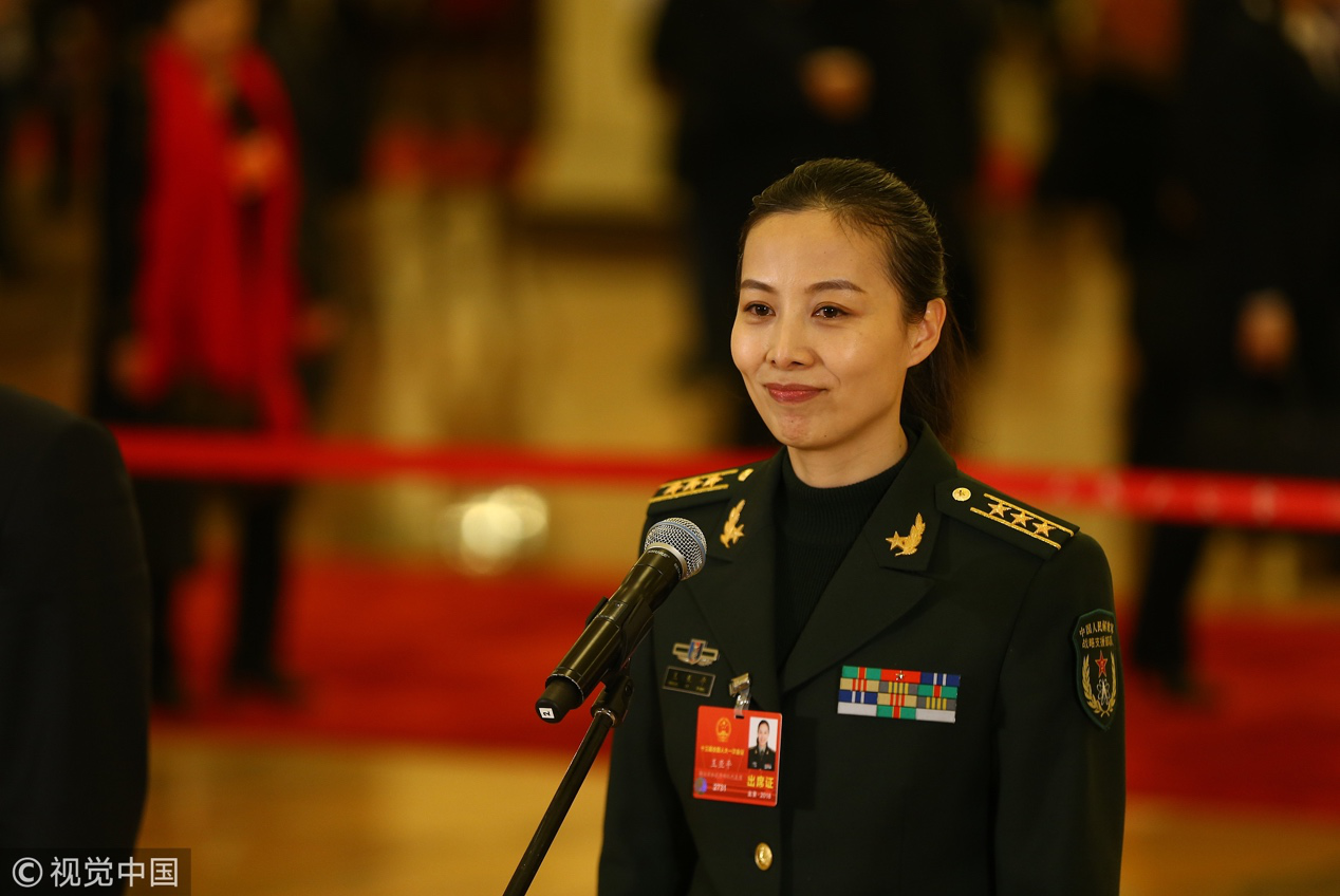 “最美航天员”王亚平:愿意永远做一名孩子心中的太空老师 “最美航天员”王亚平:愿意永远做一名孩子心中的太空老师