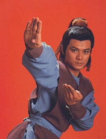 在众多金庸迷心目中,1983年港版的《射雕英雄传》一直是金庸