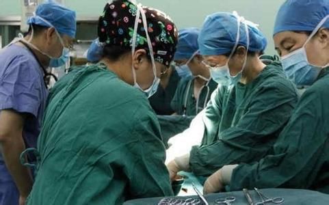 90后孕妇全身发痒,医生检查完提前剖腹产,孩子