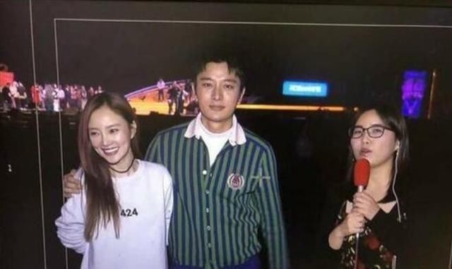 莫名躺枪, 王思聪再爆其50部视频, 网友: 比冠希