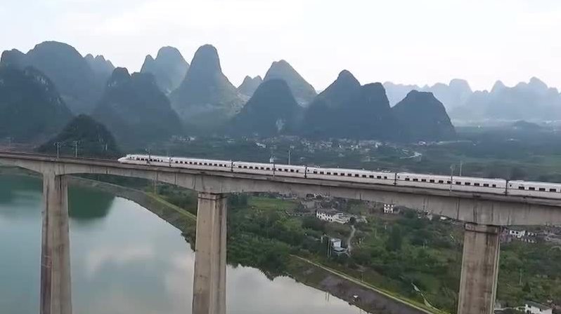 12306上线选铺服务！上铺？中铺？下铺？可以自己选择啦