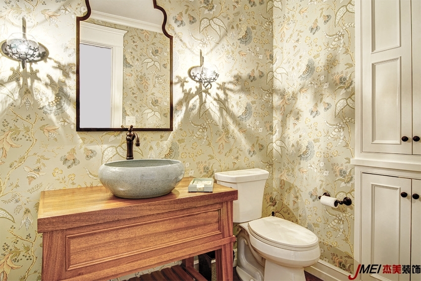 2018大连高新园区海第门口竟挤满百人,就因为